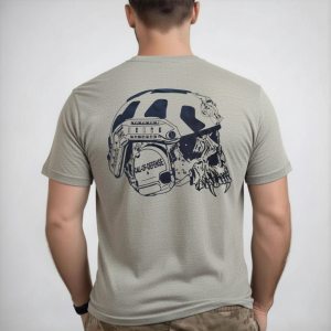 T-shirt CallOfDefense Apparel disponible en plusieurs coloris et tailles.